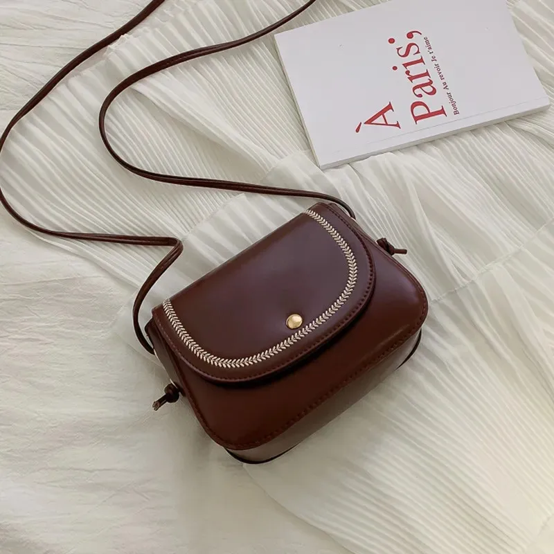 

Casual Vintage designer Crossbody bag women hand bags Fashion Flap Pocket Hasp summer shoulder bag Vintage basic PU satchel bag