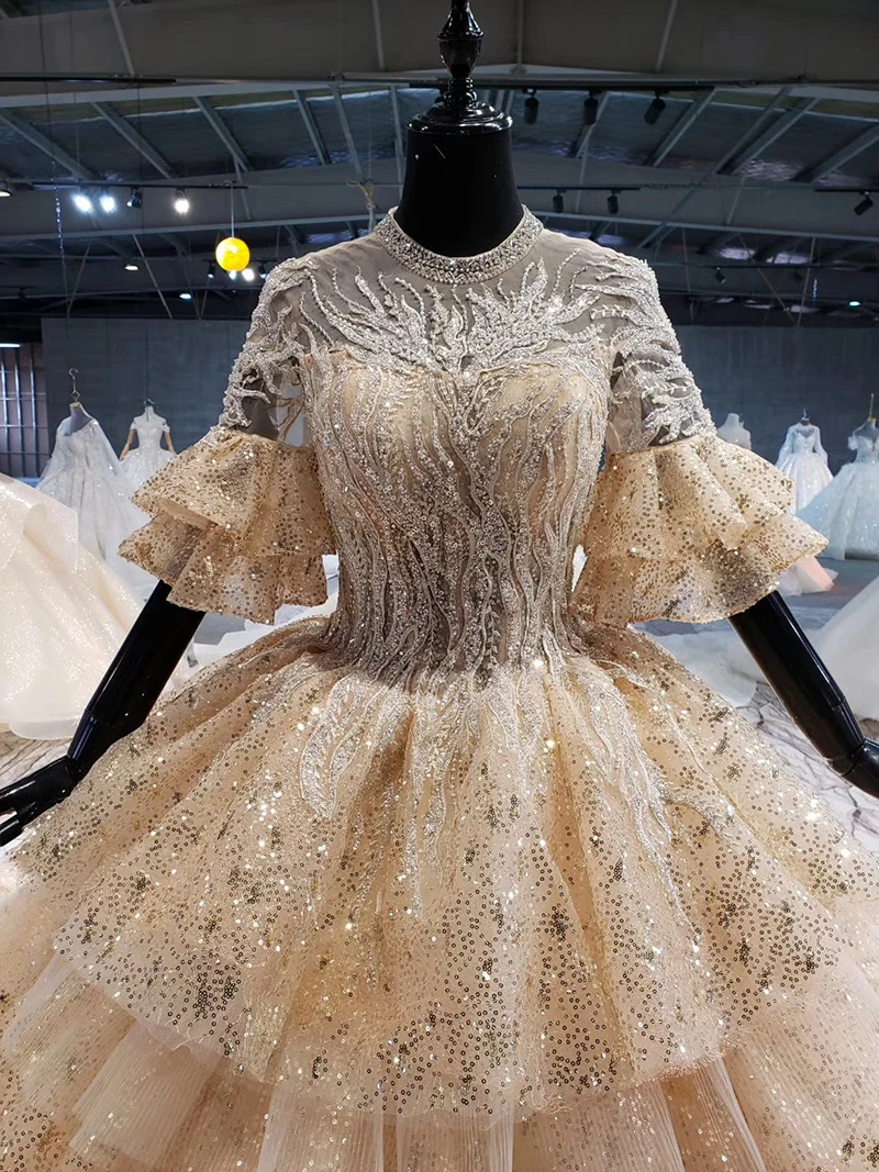 2020 new puffy short sleeves o neck 4 layers skirt sparking gold sequined bridal gown chapel train
