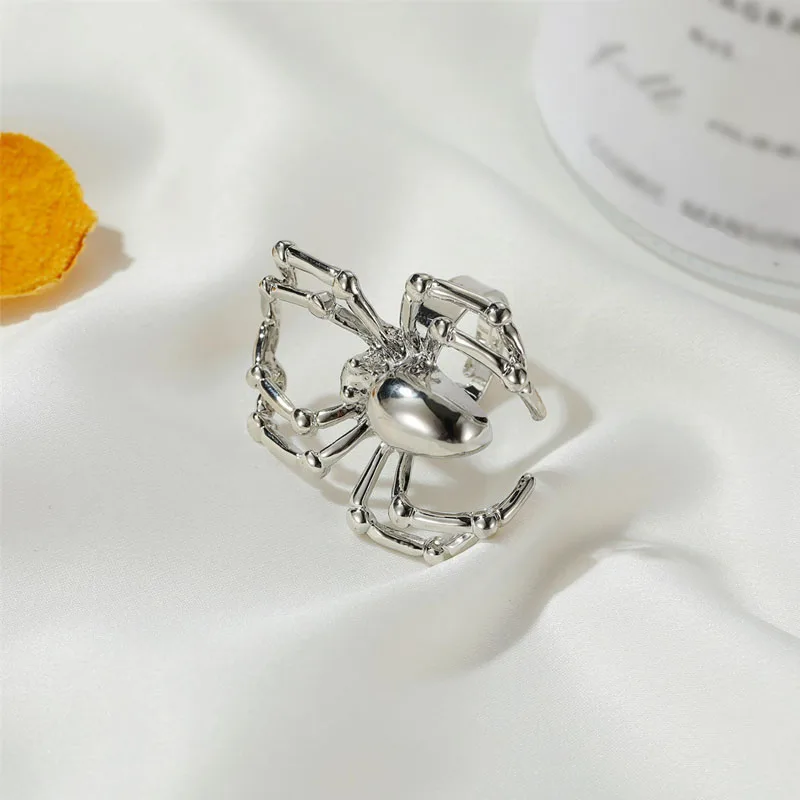 Кольцо с пауком для мужчин и женщин Готическая имитация животного регулируемое