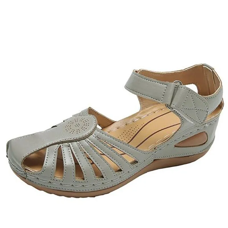 

New Fashion Women's Sandals 2021 Baotou Sandals Women Hollow Womens Sandals Casual Slope Heel Slippers Women Platform Sandals