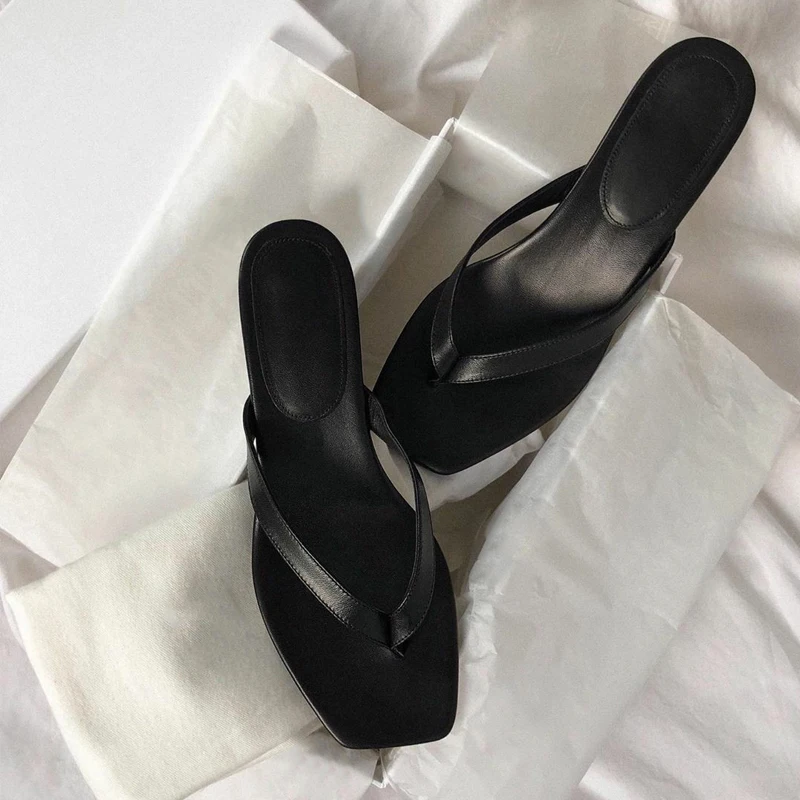 Шлепанцы женские на низком каблуке квадратный носок котенок цвет черный/хаки