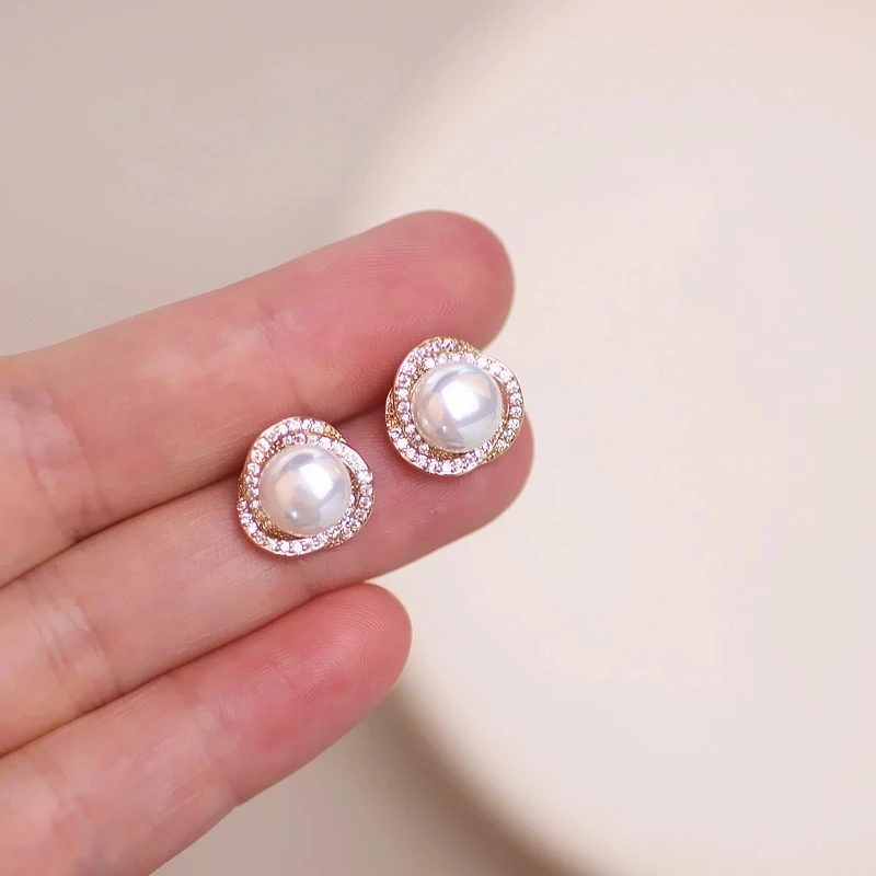 

2021 New Fashion Round Knot Pearl Stud Luxury Cubic Zircon Pearl Earrings for Women Classic Wedding Party Jewelry Girls Gifts