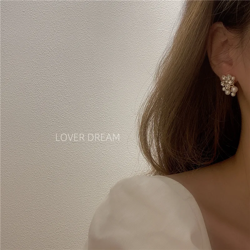 

2020 Korean Vintage Square Geometric Rhinestone Earrings For Women Cute Pearl Flower Long Drop Earrings Girl Fashion Jewelry
