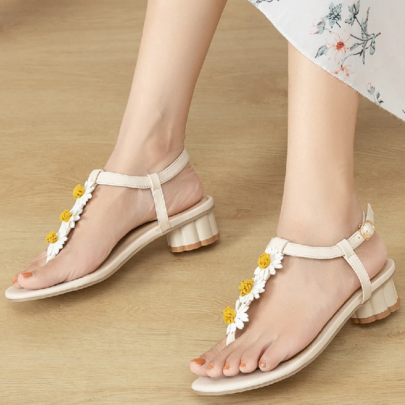 

2021 New Summer Female Sandals Floral Med Heels PU Casual Young Ladies Soft Comfortable Shoes
