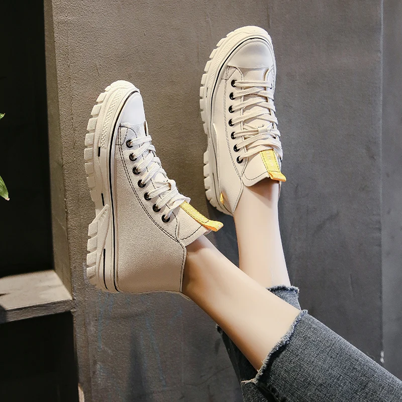 

Spring and autumn new skinny boots Martin boots women's shoes handsome thick bottom wild short boots Z566