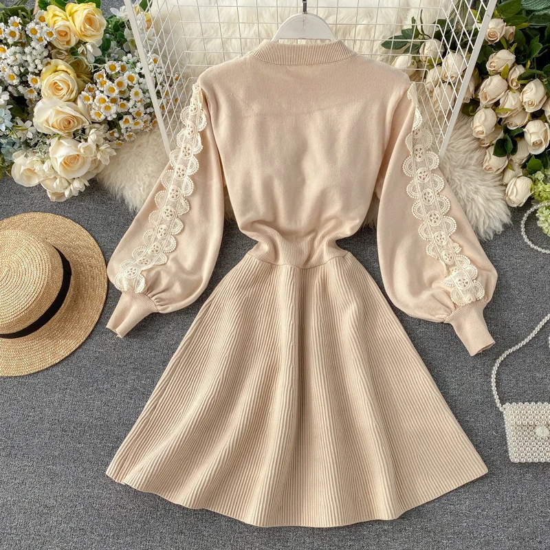 Spring And Autumn New Retro Knit Dress Women Fashion Round Neck Slim Lace Stitching Puff Sleeve Casual Dress