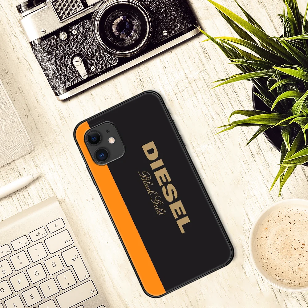 

Italian fashion brand Diesel Phone Case Cover Hull For iphone 5 5s se 2020 6 6s 7 8 12 mini plus X XS XR 11 PRO MAX black Shell