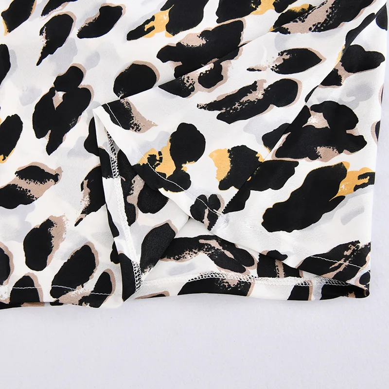 Женские леопардовые атласные топы Летняя сорочка женская сексуальная майка с