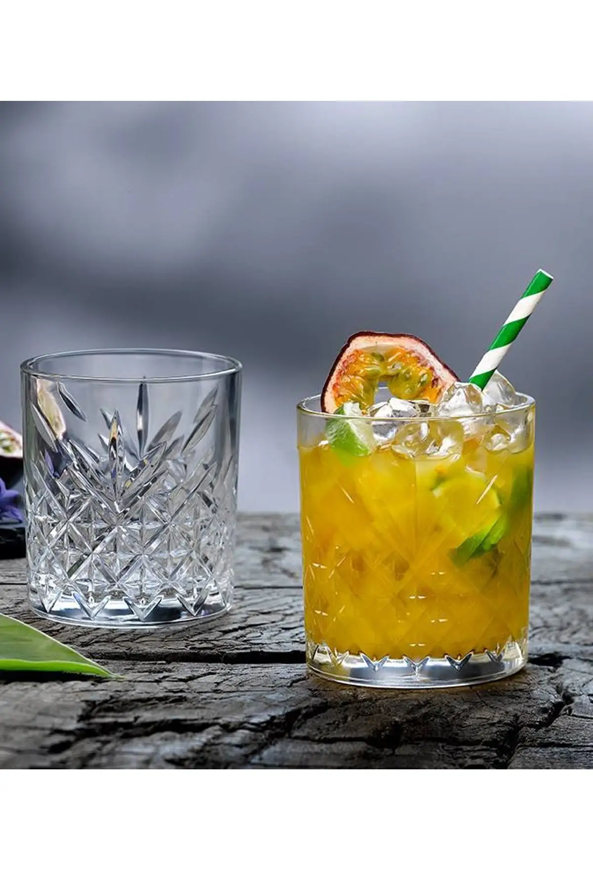 

4'l Timeless Beverage Cup