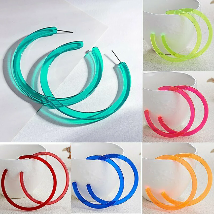 Женские большие акриловые серьги кольца массивные круглые из смолы ювелирные