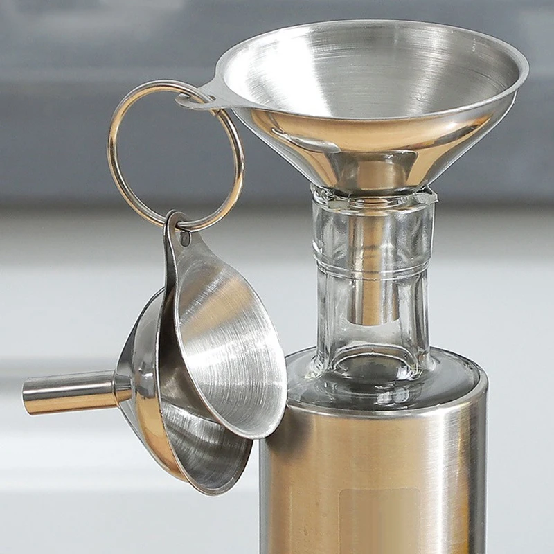 3 Размера Фильтра из Нержавеющей Стали Домашняя Кухонная Бутыль для Масла Сливка Висячее Винное Лейка Виноградный Венчик Набор из Трех Частей.