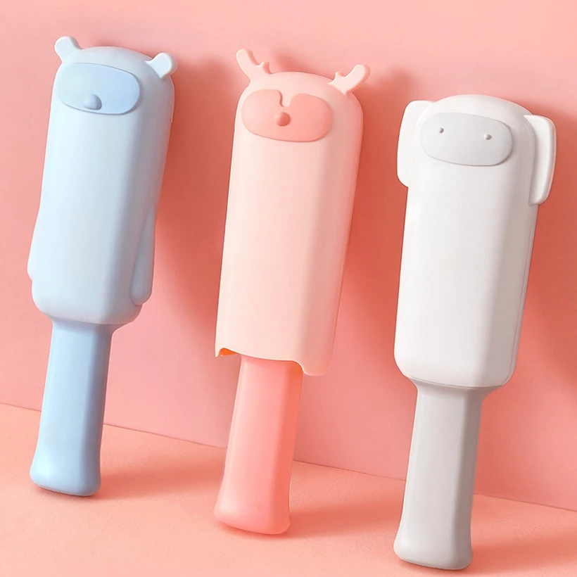 

Hot Sale Blue Pet Hair Removal Brush Clothing Electrostatic Extension Hair Removal Brush Household Ground Dust Removal Brush