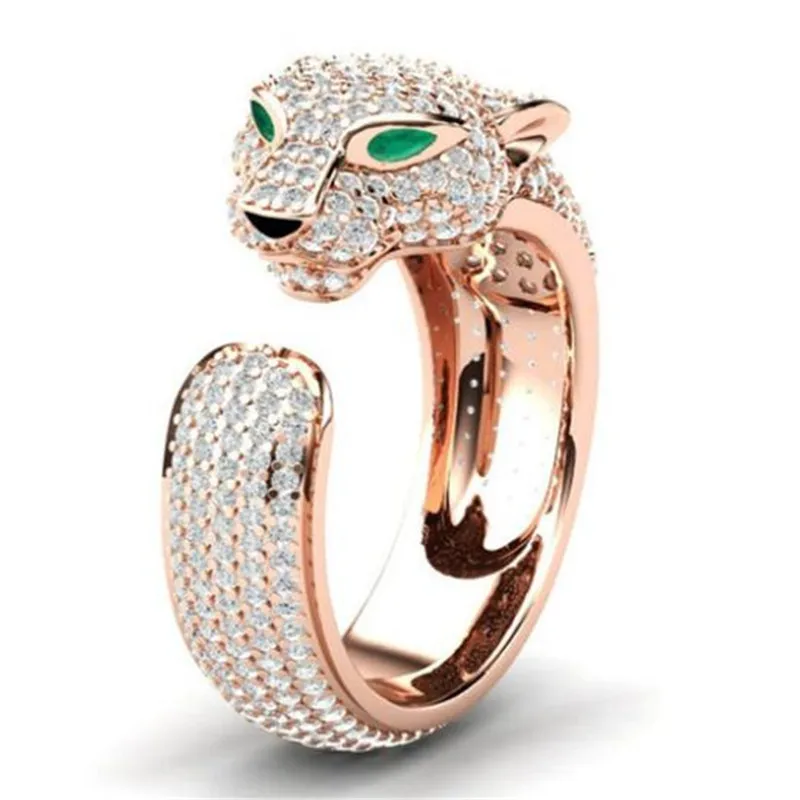 

KAIDUODUO European and American Women Luxury Leopard Crystal Ring Cocktail Party Index Finger Ring Female Jewelry Accessories