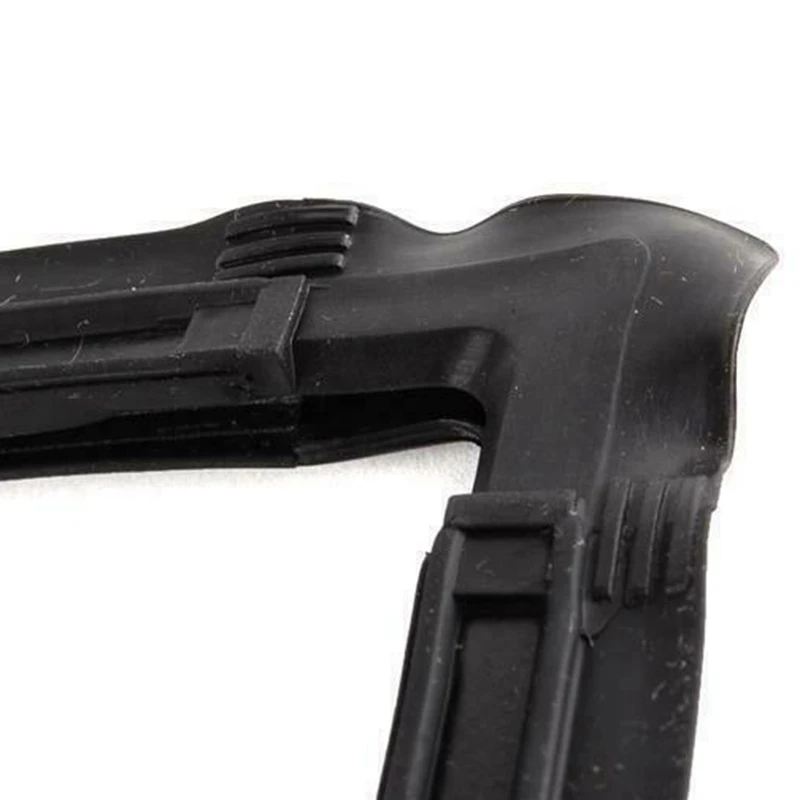 

Windshield Upper Moulding Trim Seal 51318159785 for BMW E39 5-Series 525I 528I 530I 540I M5