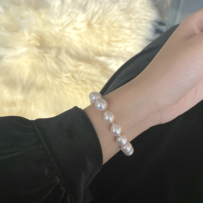 

Momiji Sweet Pearl Bracelets European and American Vinta Bracelets for Women Charms Jewelry Bohemia Bead Bracelet Set Wholesale