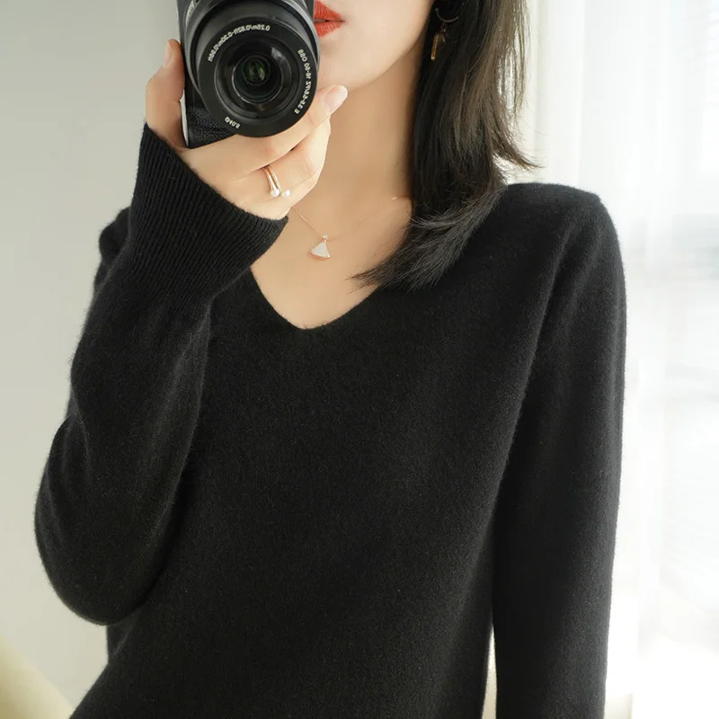 

100% pure wool sweater women's V-neck pullover casual knitted top Female jacket autumn/ winter new large size cashmere sweaer
