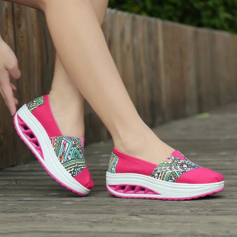 Повседневная женская обувь Туфли с подошвой из вулканизированной резины Лоферы