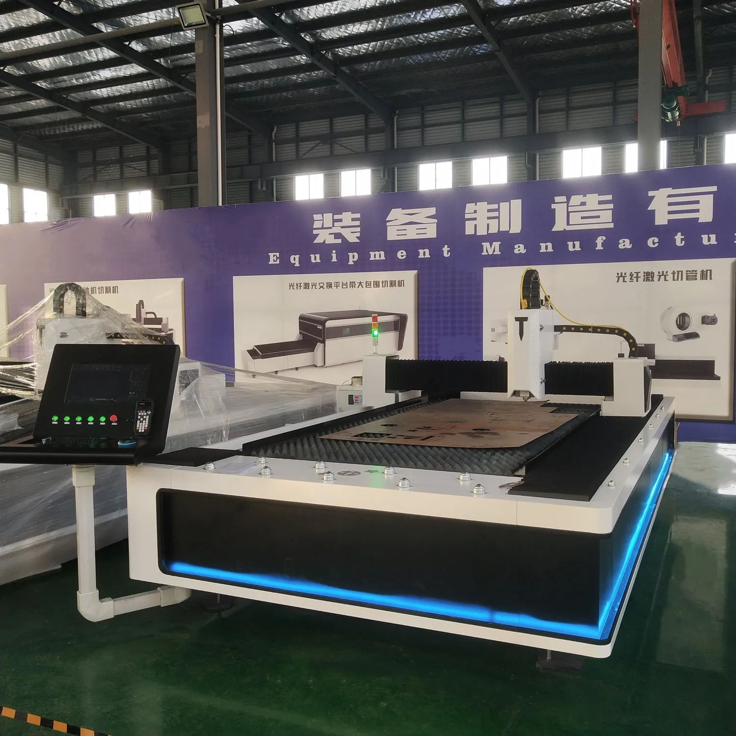 Автоматический резак для круглой трубы из нержавеющей стали 1500 Вт CNC волоконный