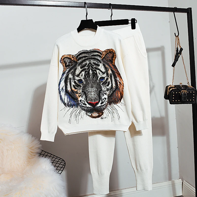 2020 Knitwear 2 Piece Suits Spring Autumn New Women Fashion Beading Old tiger Warm Sweater + Loose Trousers Women Knitted sets