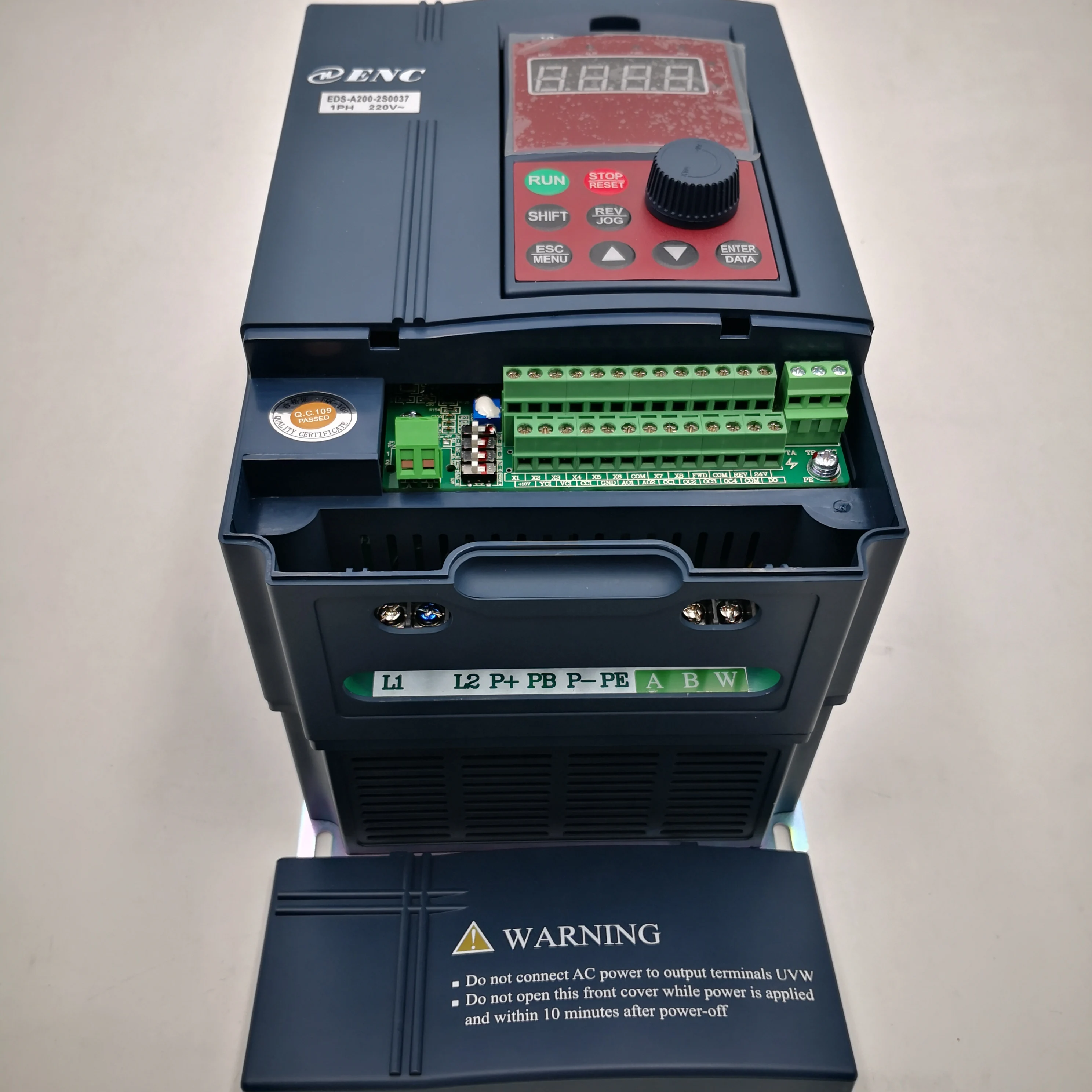 Частотно регулируемым приводом инвертор частотно 3.7KW Eds A200 2S0037 YiNeng для 220V