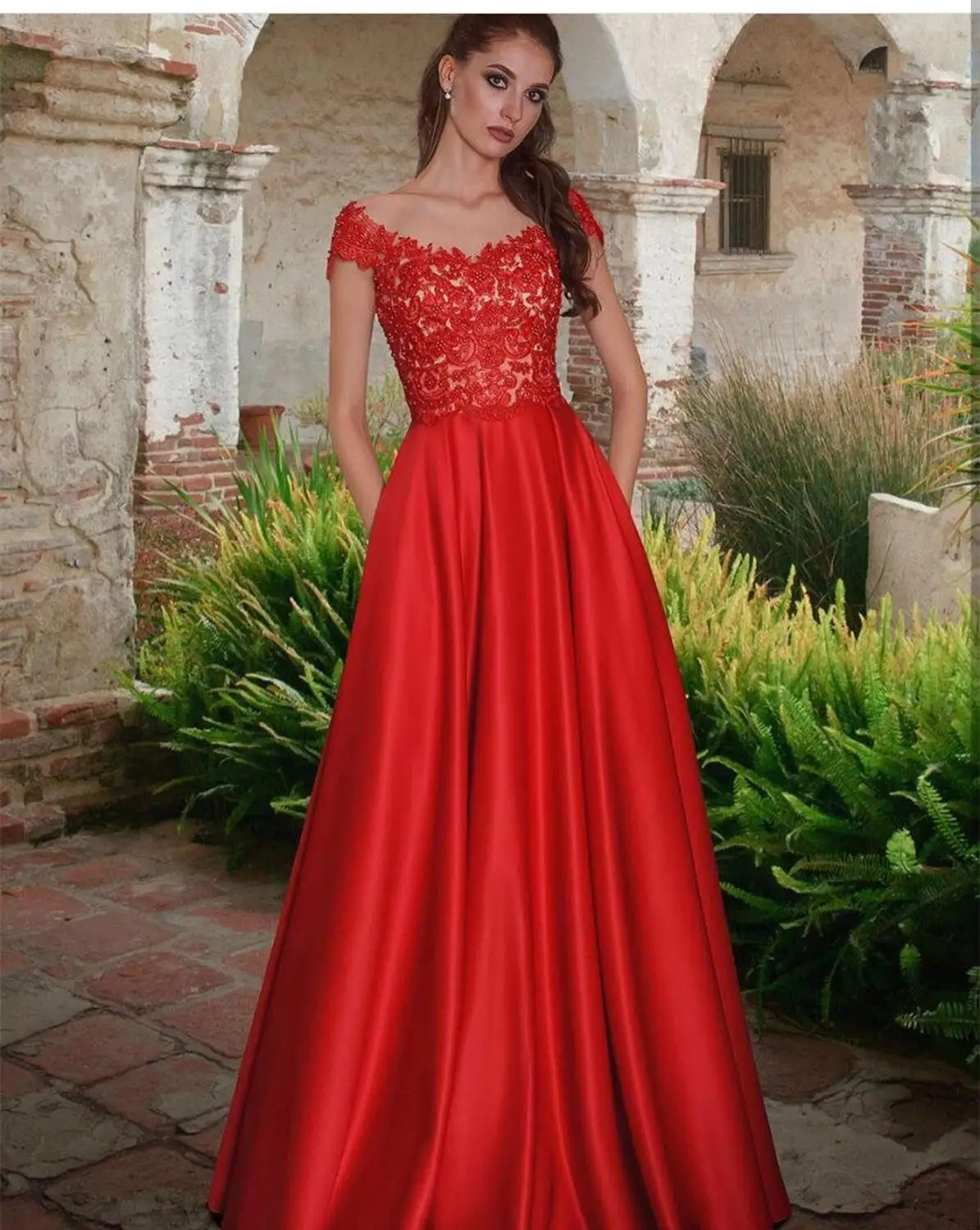 

Элегантное платье на выпускной 2021 А-силуэт Красное Атласное Вечернее платье кружевные аппликации с карманом рукавом-крылышком длиной до по...