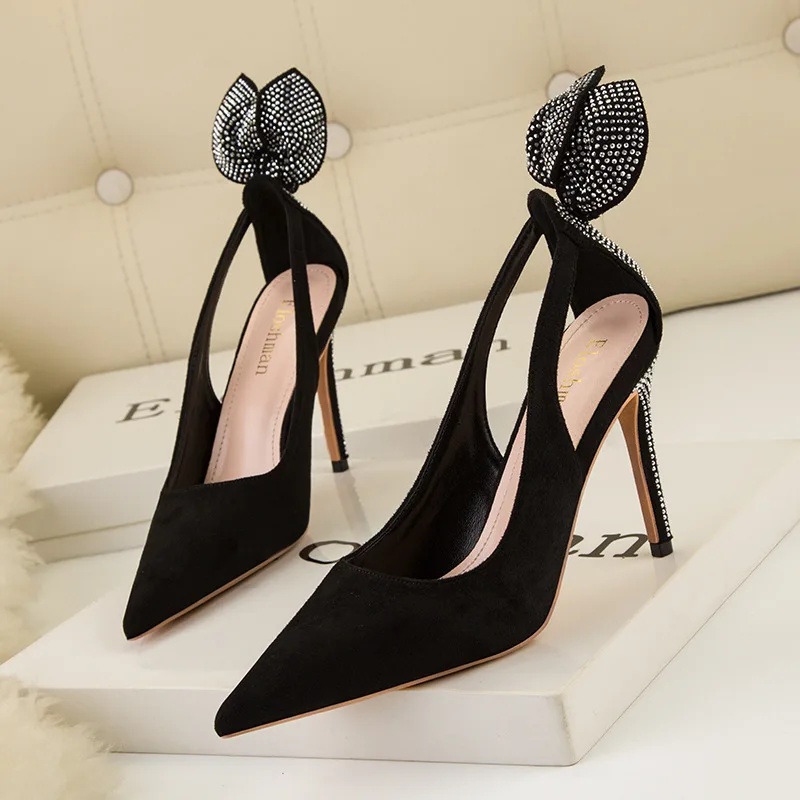 

Female shoes 2021 summer new rabbit ears back pointed toe sexy thin High heel hollow out pumps dress real suede party stilettos