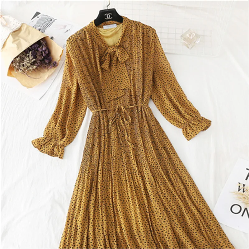 

Женское шифоновое платье с принтом, плиссированное повседневное базовое платье с широким рукавом и вырезом в виде листьев лотоса, весна-лет...