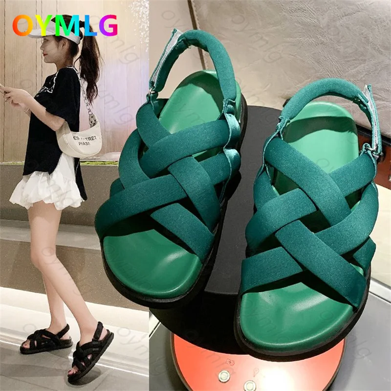 

Повседневные сандалии и тапочки на толстой подошве с перекрестными ремешками женская верхняя одежда 2021 летняя удобная Пляжная обувь с откр...