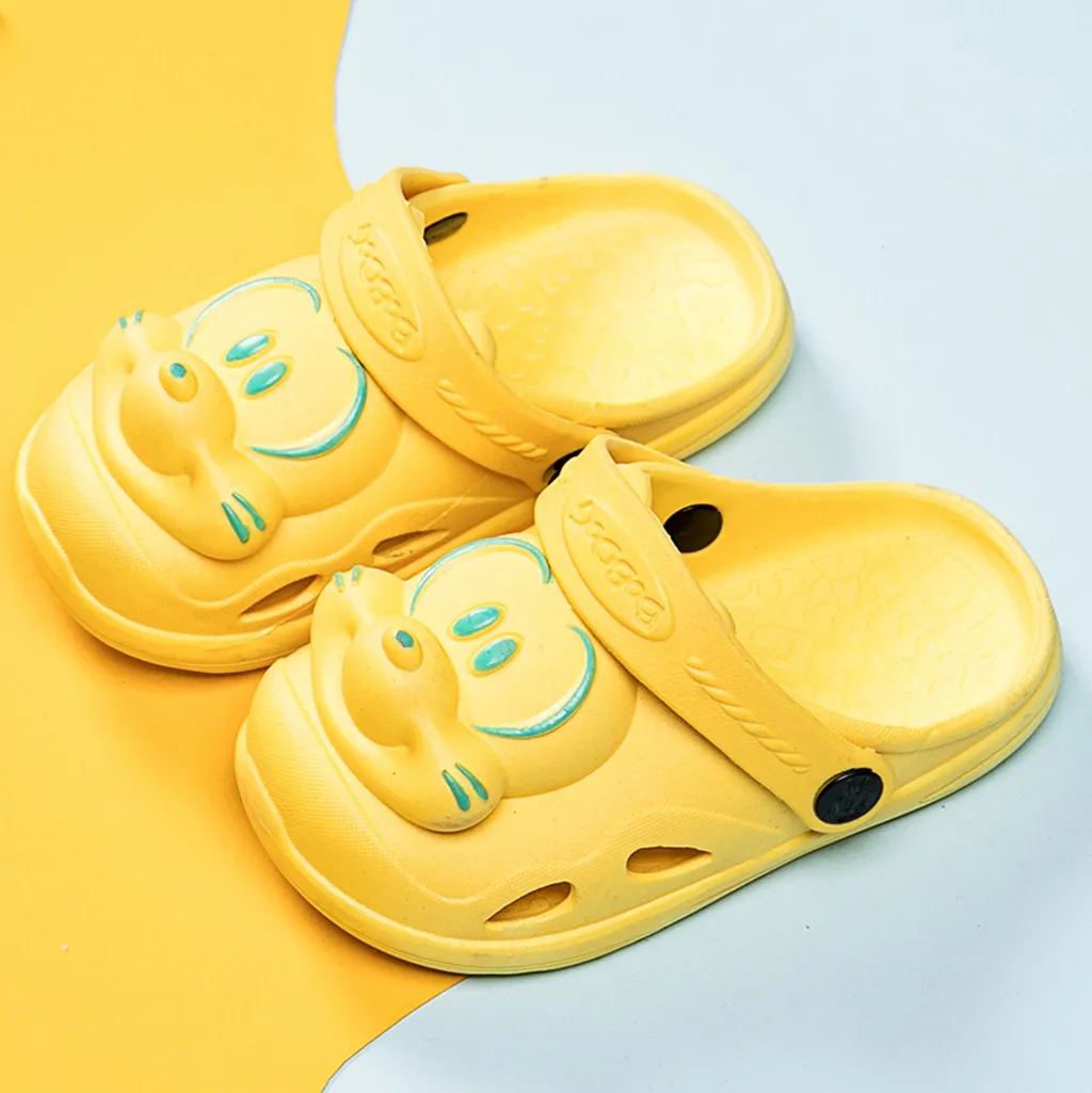 Летние детские спортивные шлепанцы с героями мультфильмов для маленьких