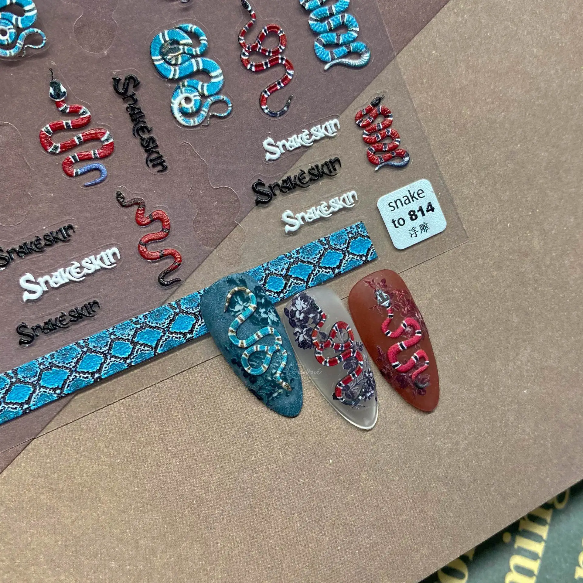 

Tomoni 814 High Quality Color Vintage Flower Snake Adhesive Nail Sticker DIY Manicure Decal Decoration