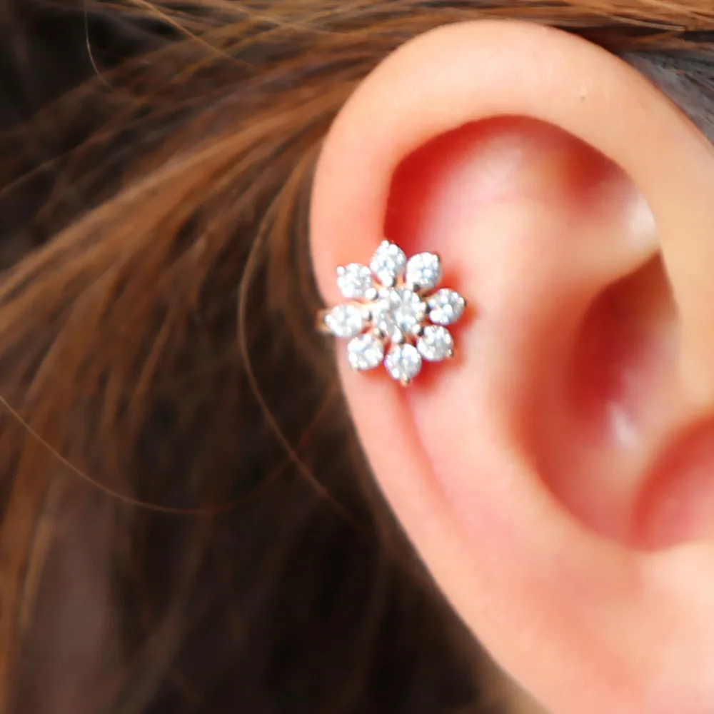 Женские серьги каффы из серебра 925 пробы с цветущим розовым