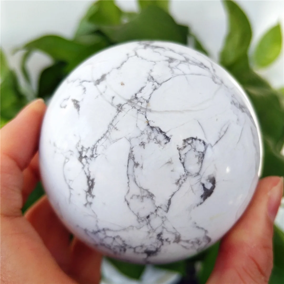 

Natural Polished Howlite Crystals Globe Sphere White Turquoise Balls Smooth Lines For Modern Home Furnish And Decorate Gemstone