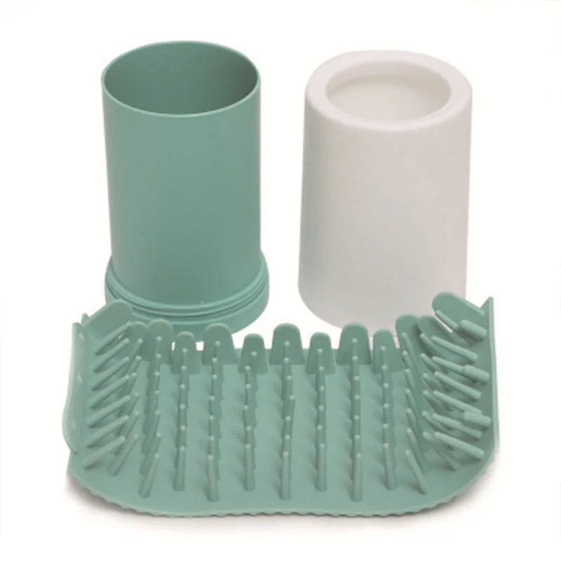 

YourKith Pet Foot Washer Cup Paw Clean Brush Quickly Wash Dirty Cat Foot Cleaning Bucket Dog Paw Cleaner Cup Soft Silicone Combs