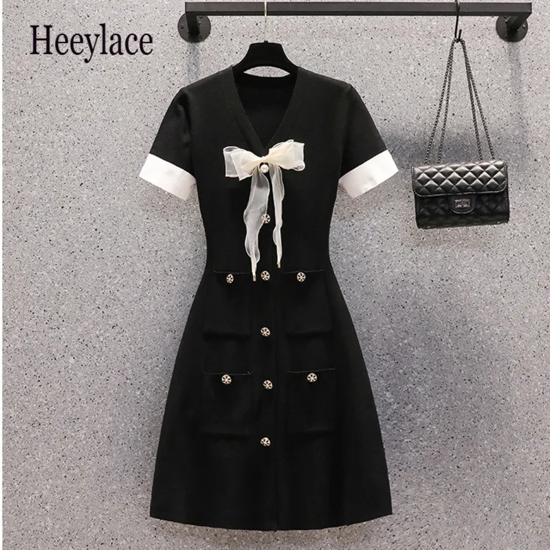 

Женское винтажное трикотажное платье средней длины, элегантное черное платье с бантом и V-образным вырезом, с коротким рукавом, для вечерино...