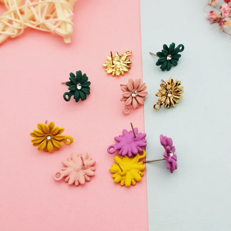 Серьги-гвоздики с эмалированным цветком 10 шт. | Украшения и аксессуары