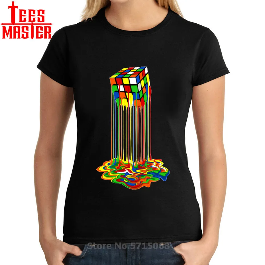 Футболка с изображением расплавленного кубика Шелдон Купера радужная