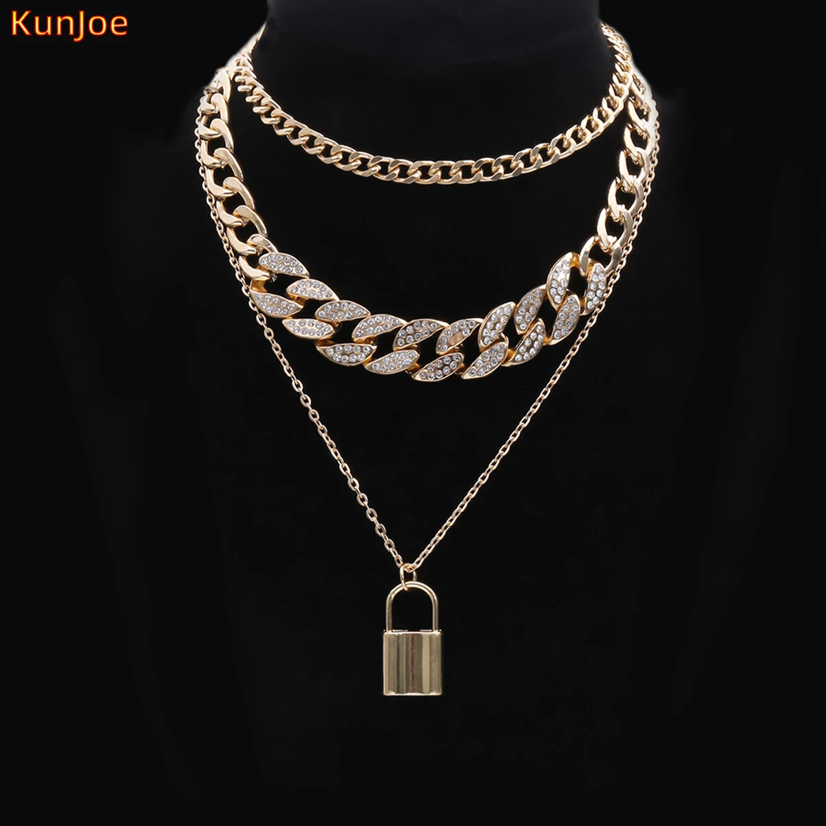 

KunJoe Fashion Simple Lock Necklace Luxurious for Women Pendant Clavicle Chain Punk Hip Hop Rhinestone Necklace Lady Jewelry Gif