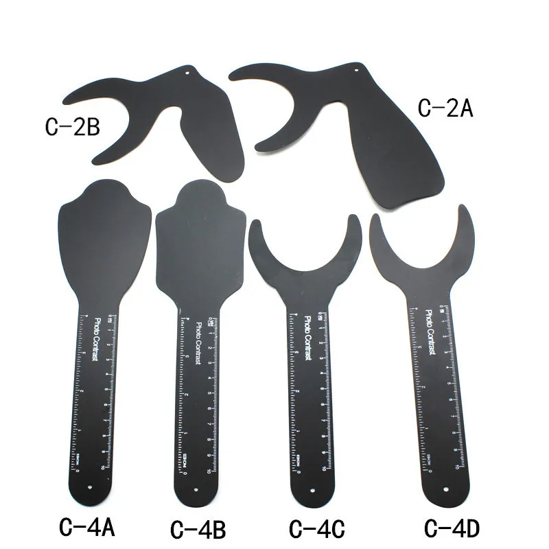 Ортодонтическая доска с черным фоном изображение контрастная стоматологическая