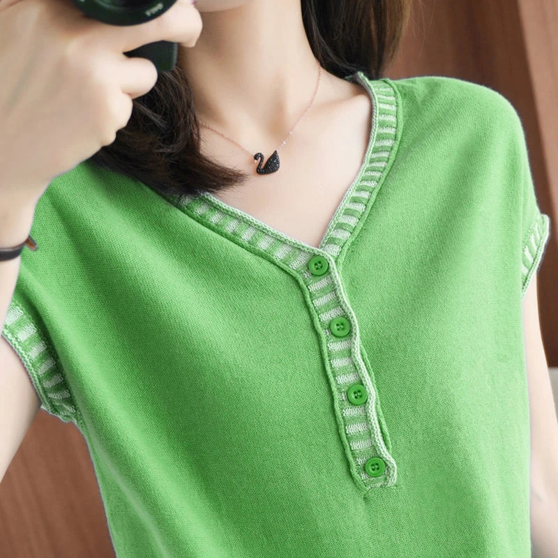 

Casual Button V-Neck Short Sleeve Elastic Knitted T-Shirt Women Korean Patchwork Knitwear Tops Large Size Summer Tee Female