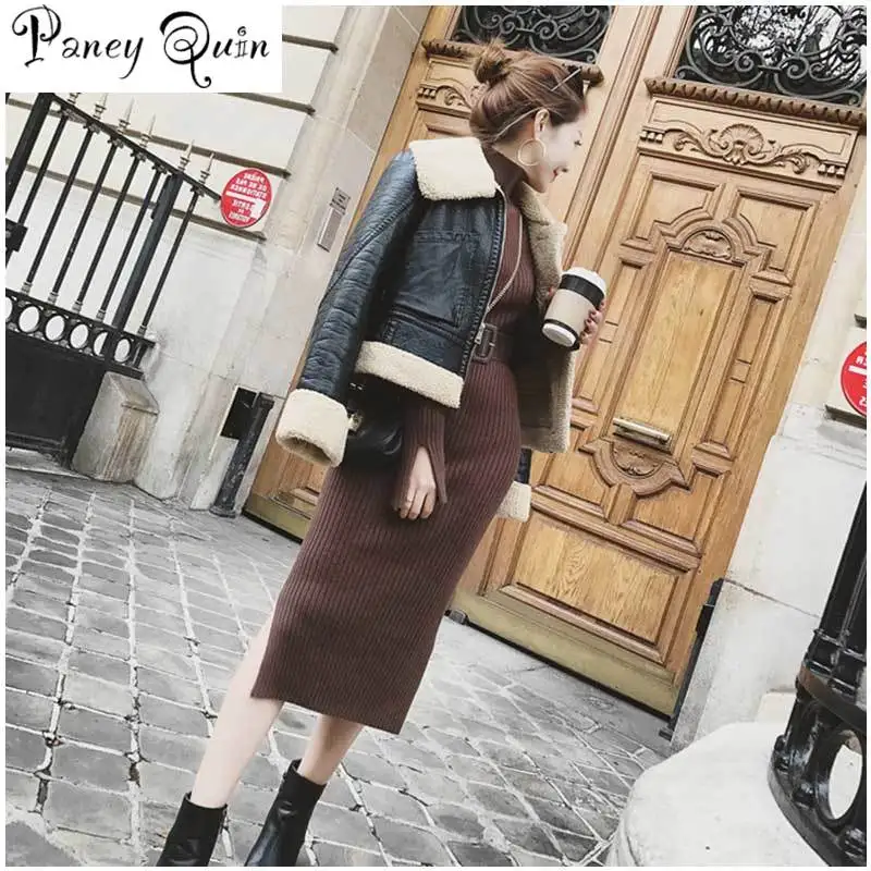 Женское платье свитер с разрезом сбоку длинное облегающее высоким воротником и