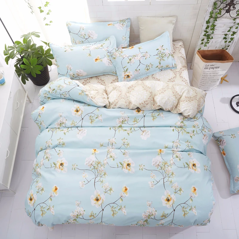 Комплект постельного белья из полиэстера с простым принтом уютный