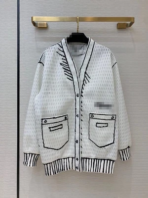 

2020 new autumn and winter V-neck full sleeves printed top tassels contrast colors single breasted cardigan K728