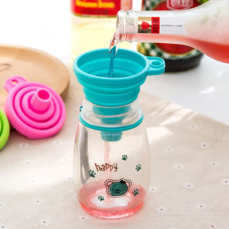 

Kitchen Tool DIY Food-Grade Folding Silicone Funnel Household Liquid Dispensing Mini Funnel Random Color