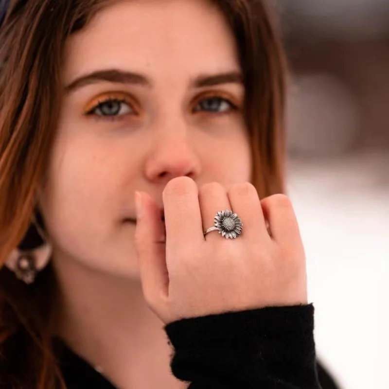 

Rings Women Vintage Ring Rings Aestethic Accessories Women Emo Accessories Simple Floral Jewelry Vintage Sun Flower Ladies Ring