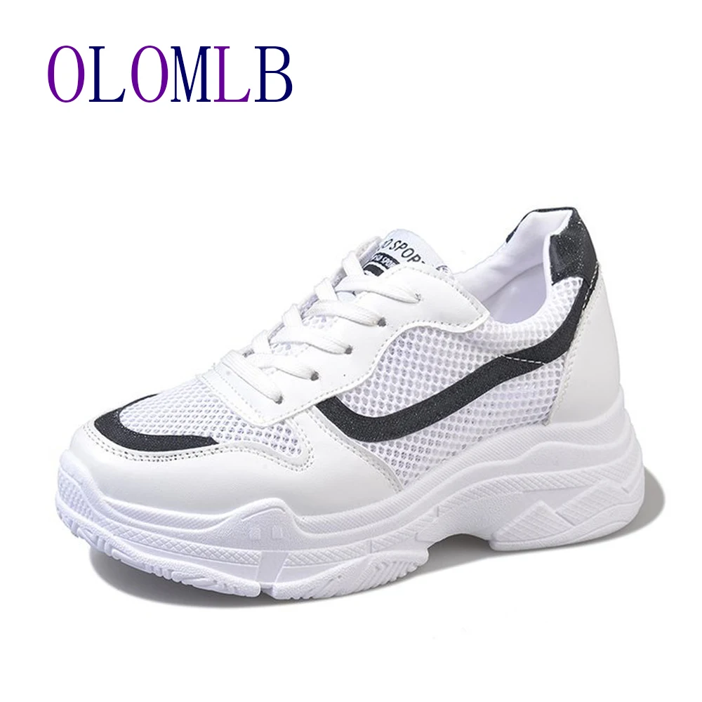 Летняя обувь женские кроссовки дышащие женская спортивная для бега белая