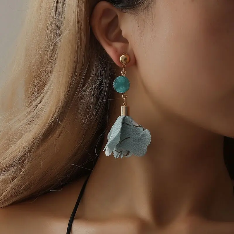 Женские Длинные богемные серьги Cpop 2018 женские модные со стразами и цветком