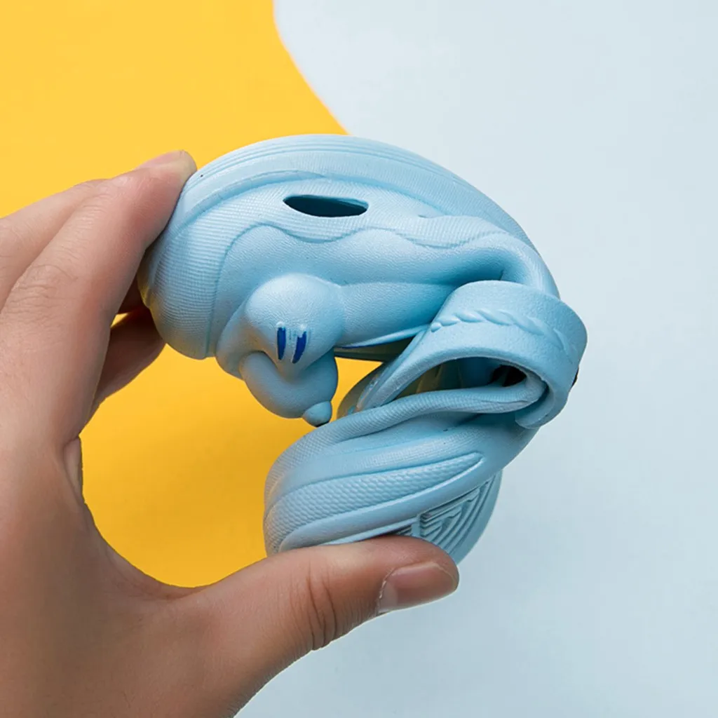 Летние детские спортивные шлепанцы с героями мультфильмов для маленьких