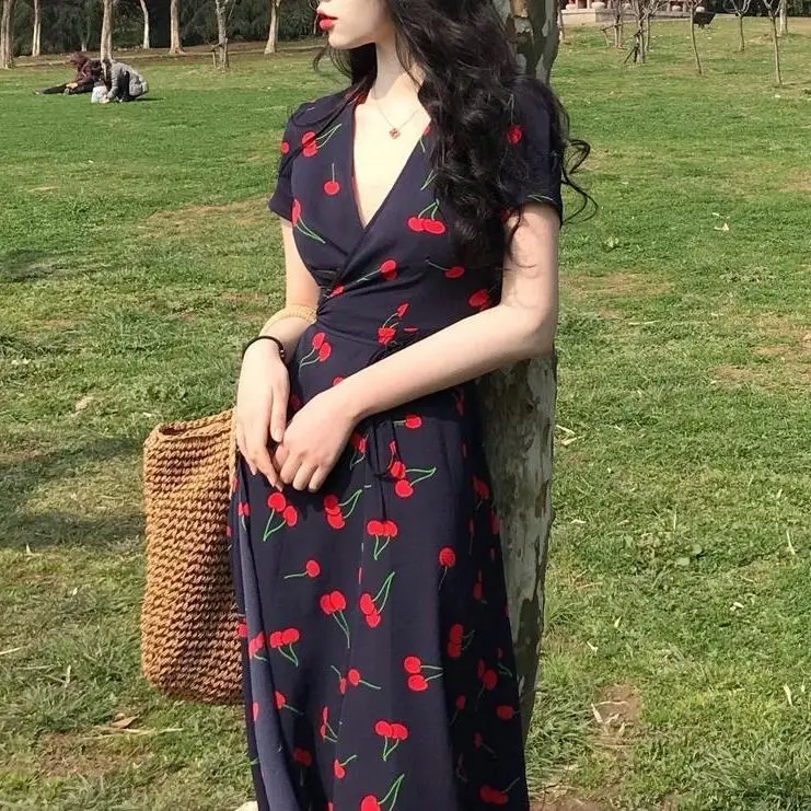 

Vintage Maxi Floral Print Summer Dresses Women 2020 Elegant V-neck Dress Office Lady Long Dresses Schoolgirl Streetwear Clothes