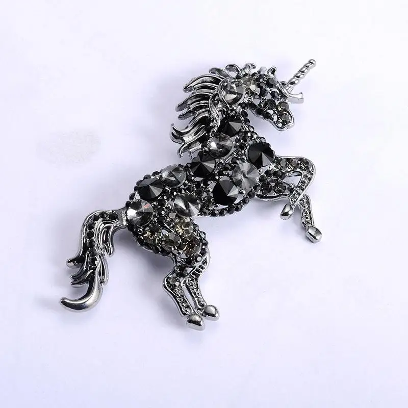 Прямая поставка Новый Винтажный стиль брошь-лошадь булавка значок со стразами