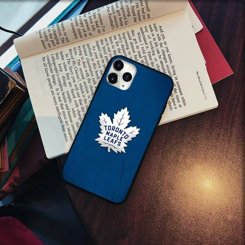 

Toronto maple leafs Phone Case for iPhone 11 12 pro XS MAX 8 7 6 6S Plus X 5S SE 2020 XR Soft silicone